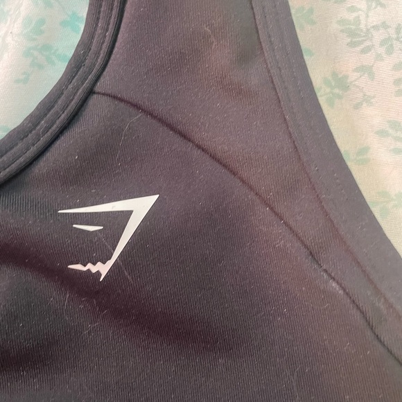 🦈 Gymshark sports bra 🦈 - Picture 2 of 3